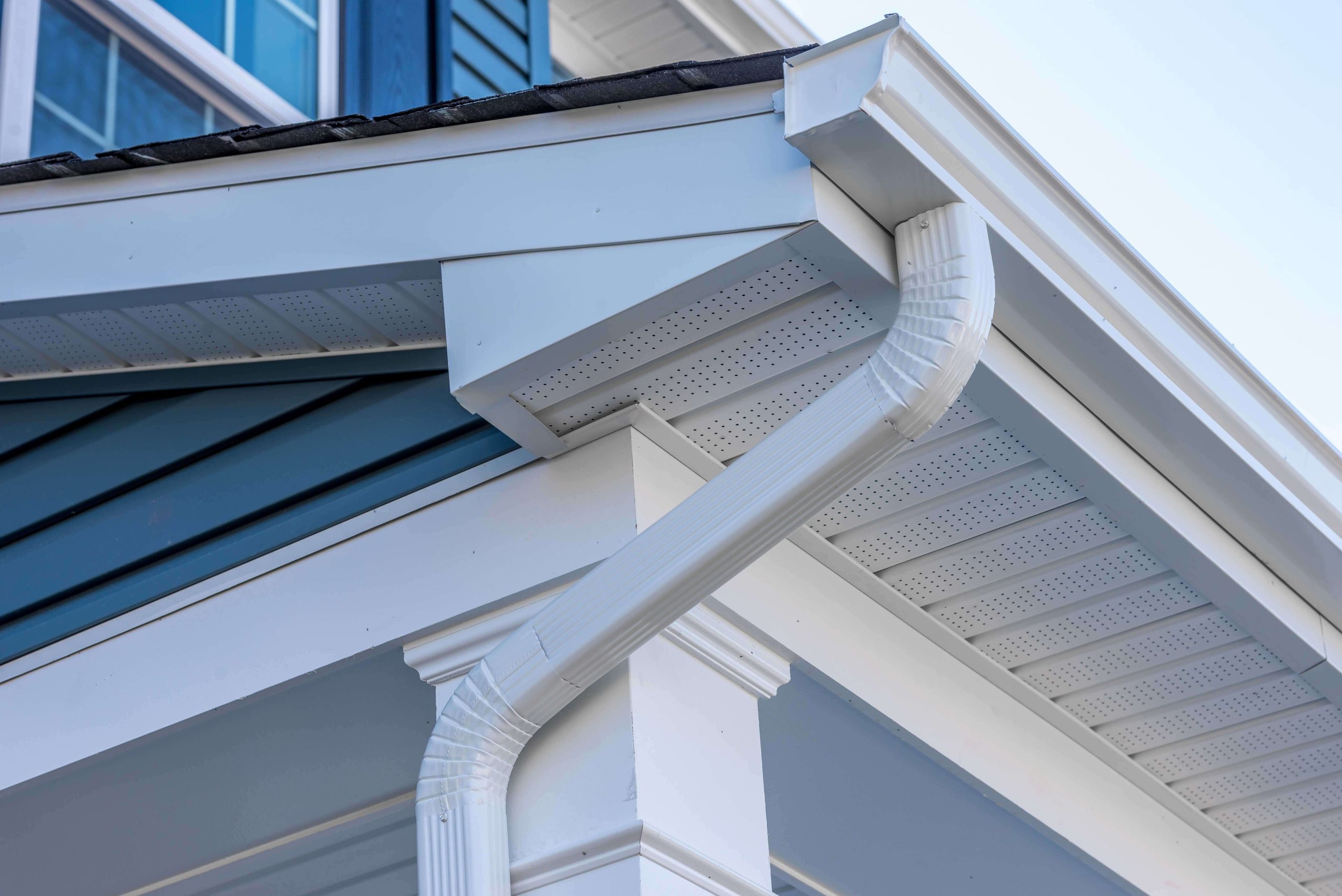 Cheap and durable vinyl gutters installation in Chesapeake